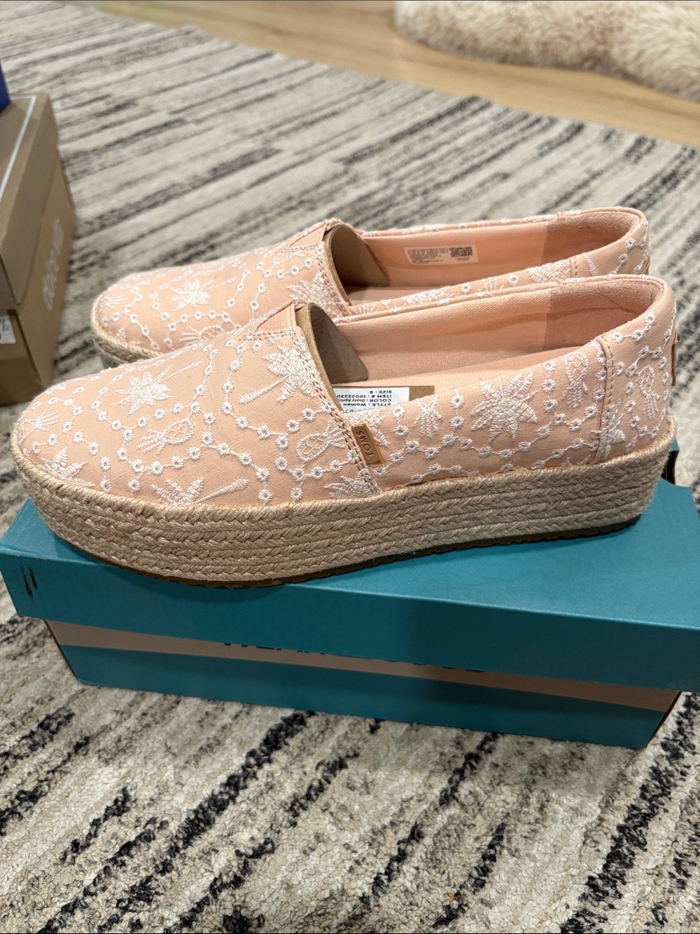 TOMS Valencia Dusty Apricotβ Tropical Eyelet